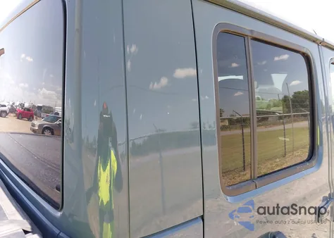 2025 Jeep Gladiator Mojave X z USA, uszkodzony, nr VIN 1C6RJTEG4SL509268